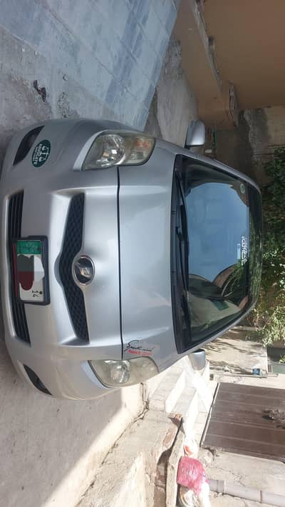 vitz 2010/14 geniun condition own my name 0303/99/6166/7 almost geniun