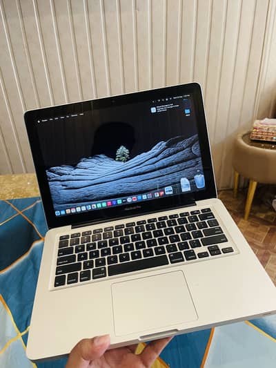 Mac book pro 13 inch