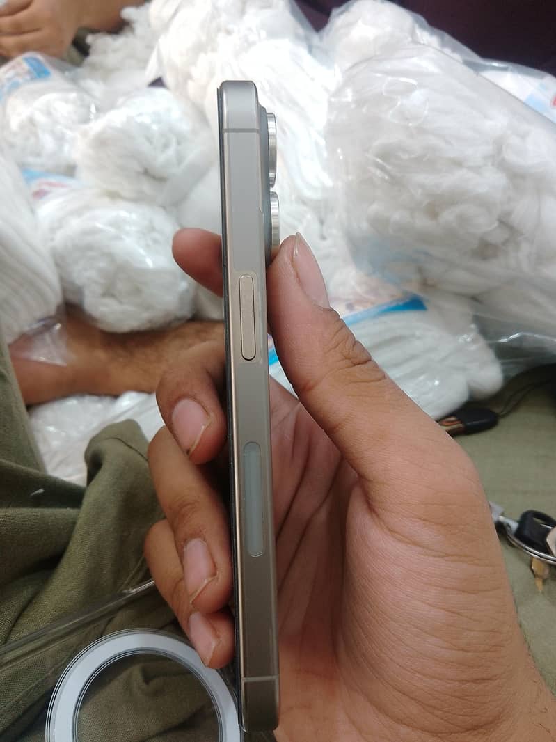 iphone 15 pro 1