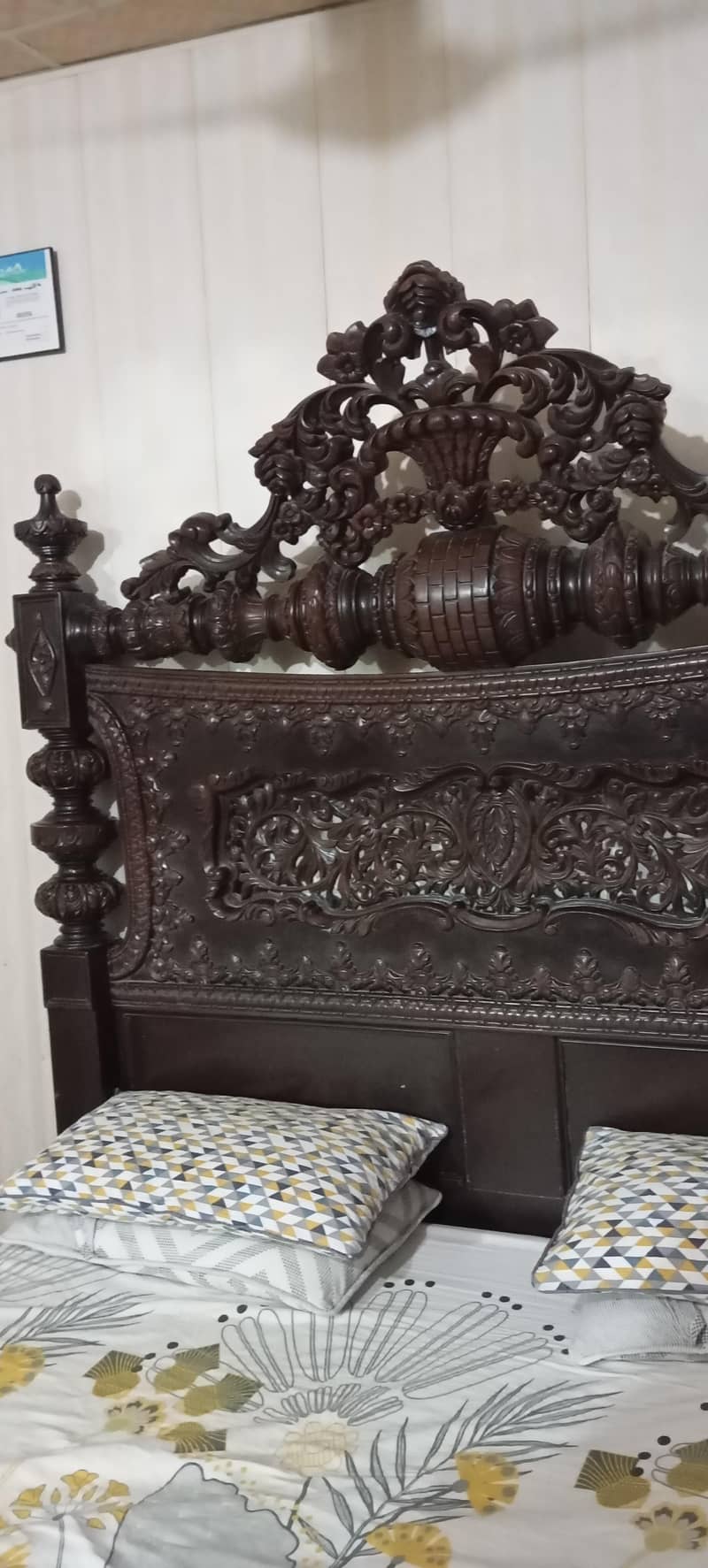 Bed dressing table + 2 sides table 3