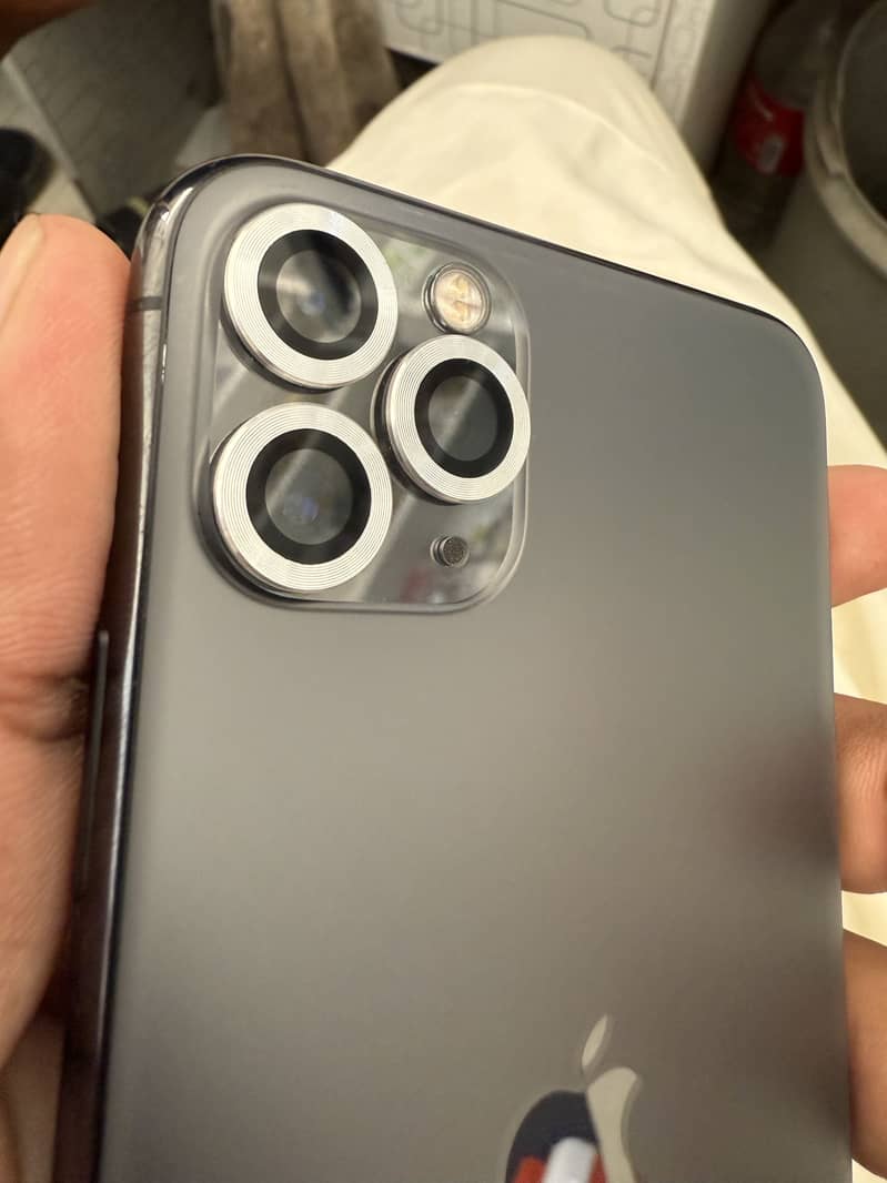 Iphone 11 pro max 1