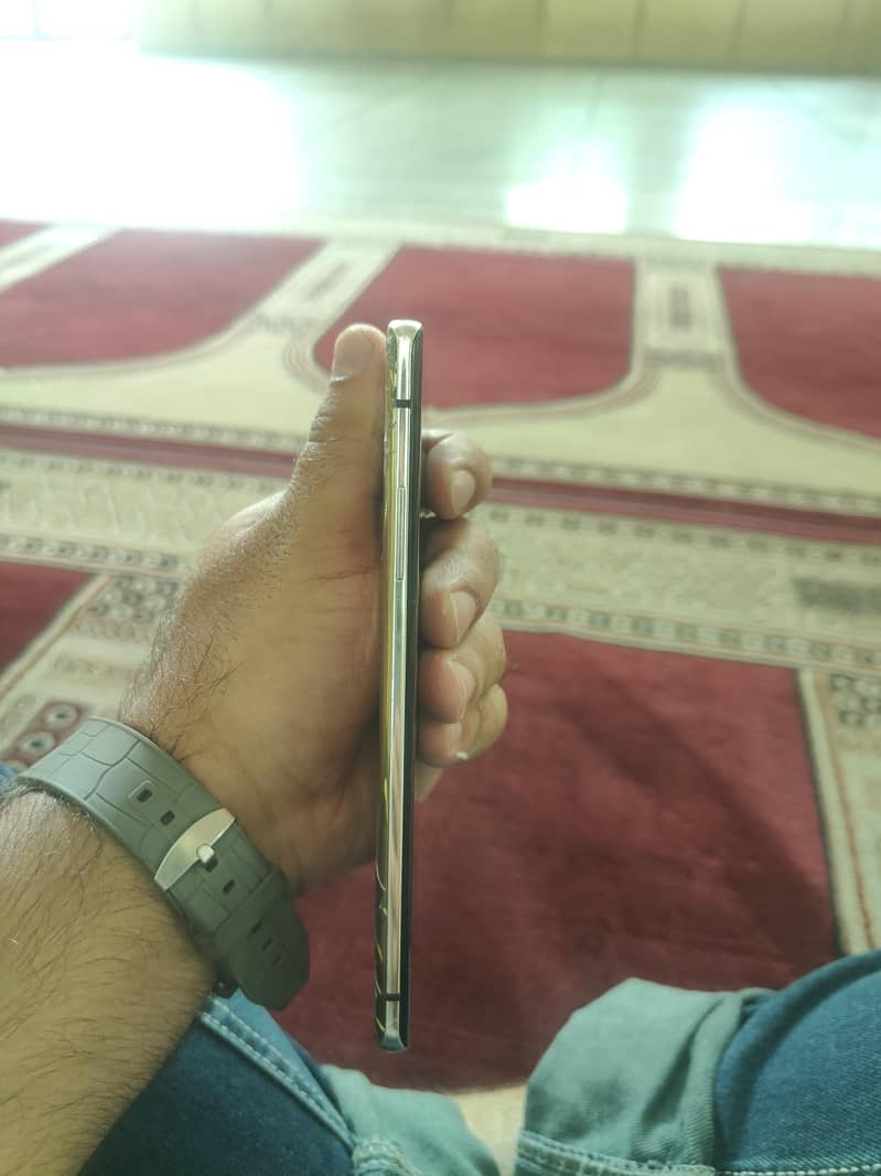 OnePlus 8 6
