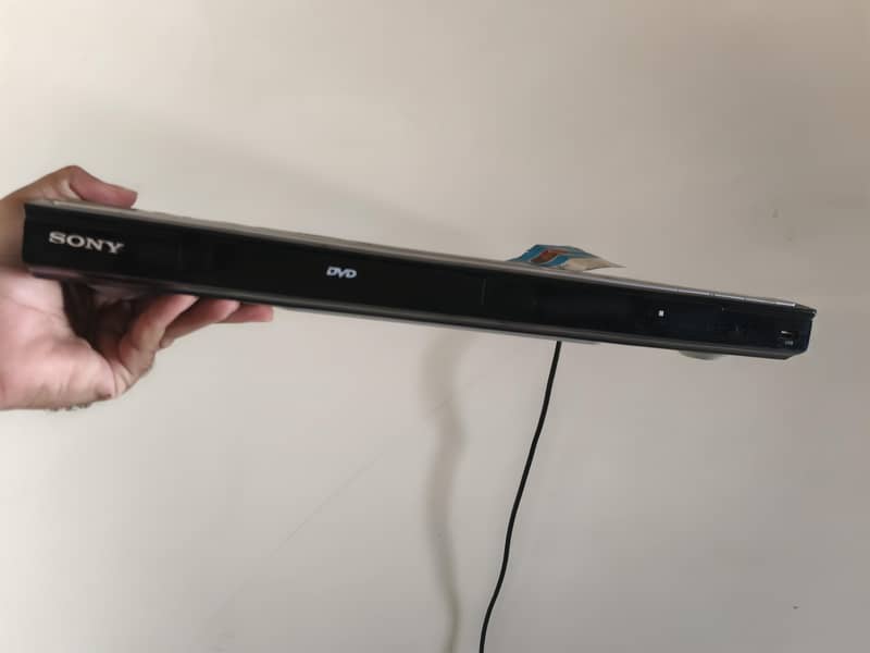 sony dvd player 2