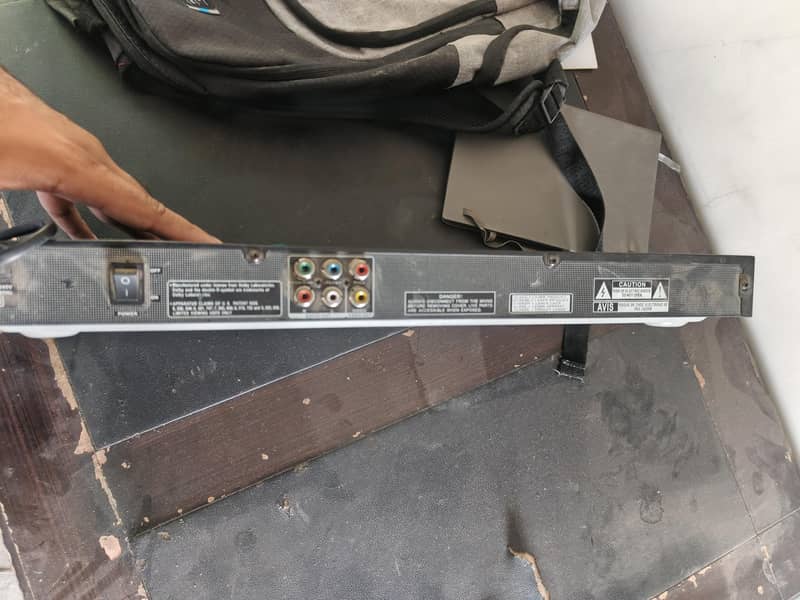 sony dvd player 4