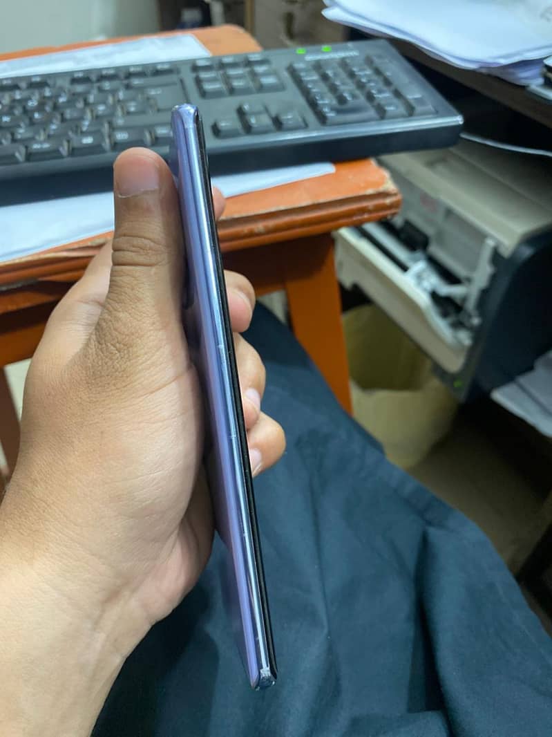 Tecno Camon 30s 4