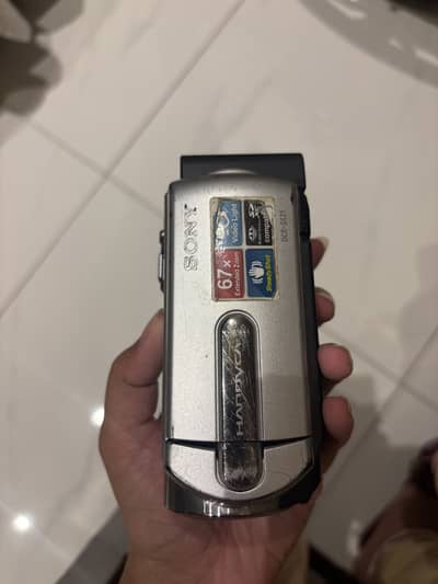Sony Handycam DCR-SX21