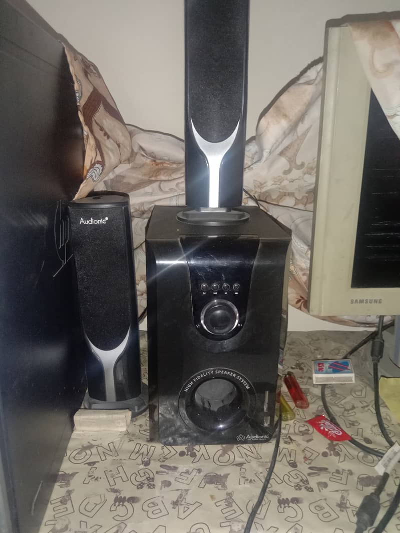 Audionic ad7000 1