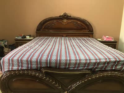 Bedroom set with wardrobe excellent condition for sale