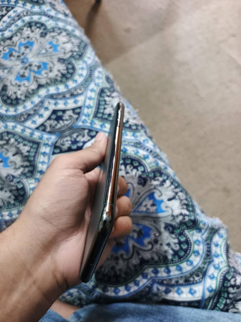IPhone 11 pro max 11