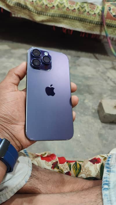 I phone 14 pro max jv