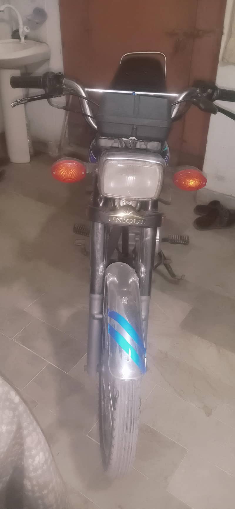 Unique 125 1