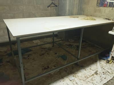 cutting table good condition 03141661353