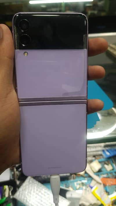 Samsung Galaxy Z flip 3