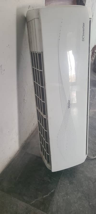 Haier HSU-18HR/USDC is a 1.5 Ton DC Inverter split AC
