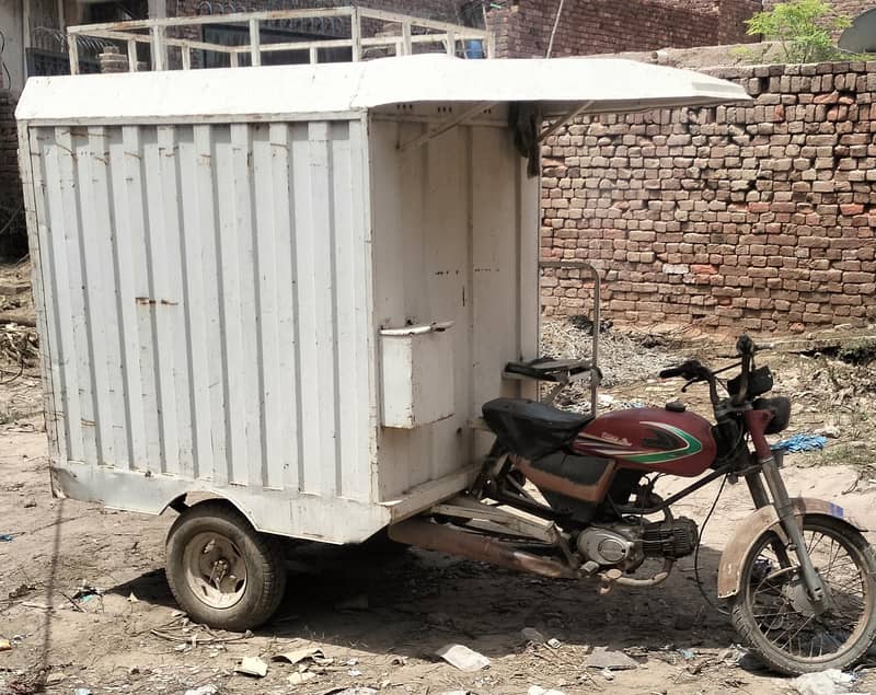 Loader Rickshaw 2