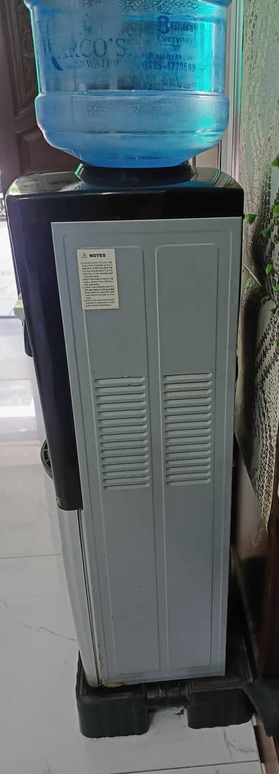 water dispenser make inviro  heat and cool water includes mini fridge