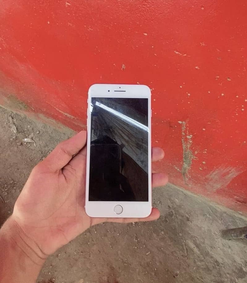 iPhone 0