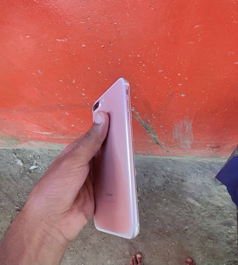 iPhone 2
