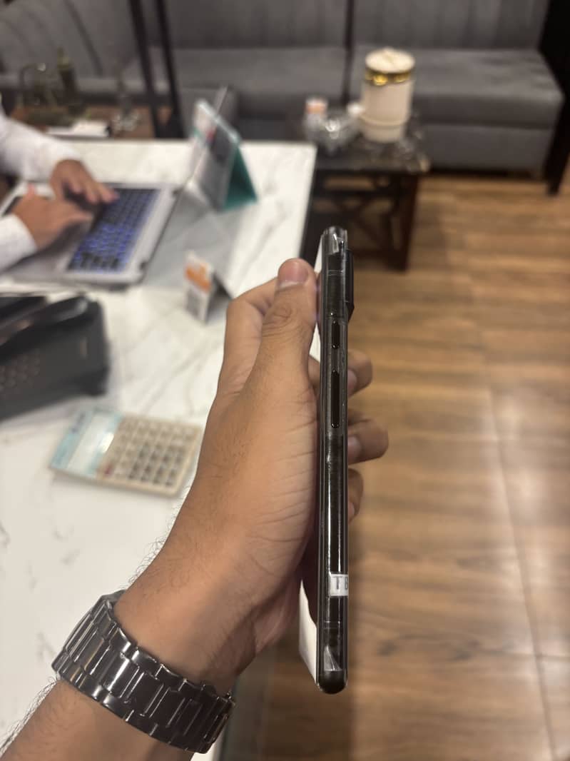GOOGLE PIXEL 6 1