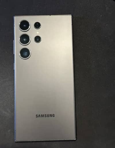 Urgent sale samsung S24 ultra.