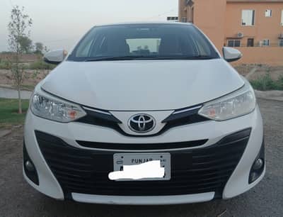 Toyota Yaris Ativ CVT 1.3