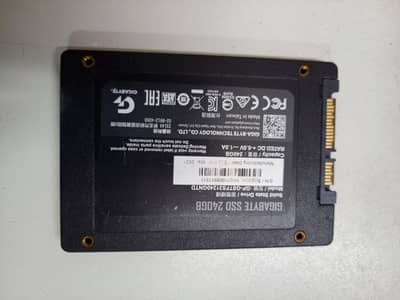GIGABYTE 240GB SSD