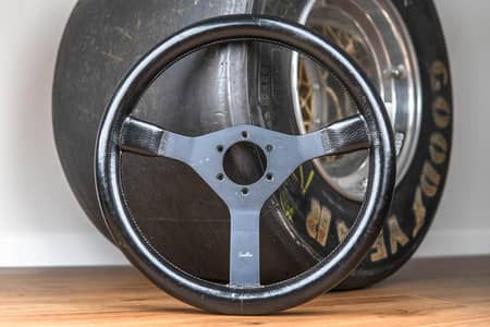 Momo steering