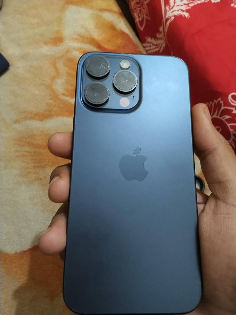 Iphone 15 pro max 0
