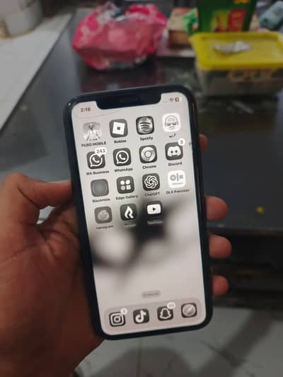 IPhone 11 & box