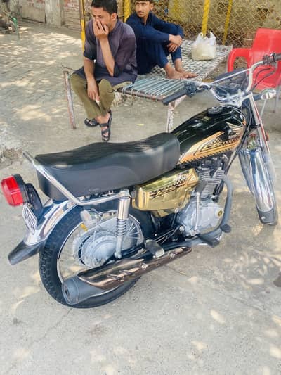 Honda CG 125s gold