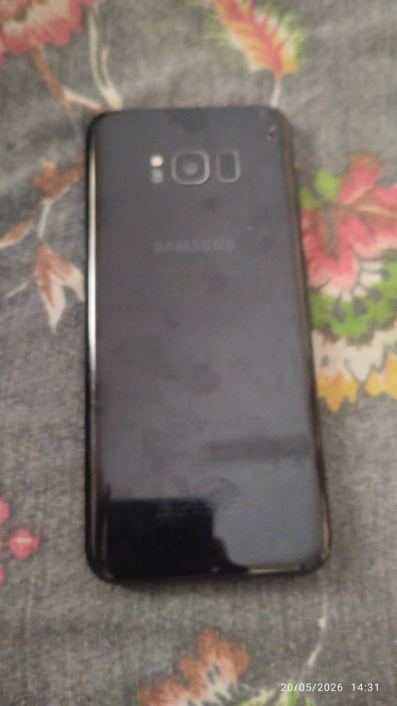 Samsung S8 plus 4