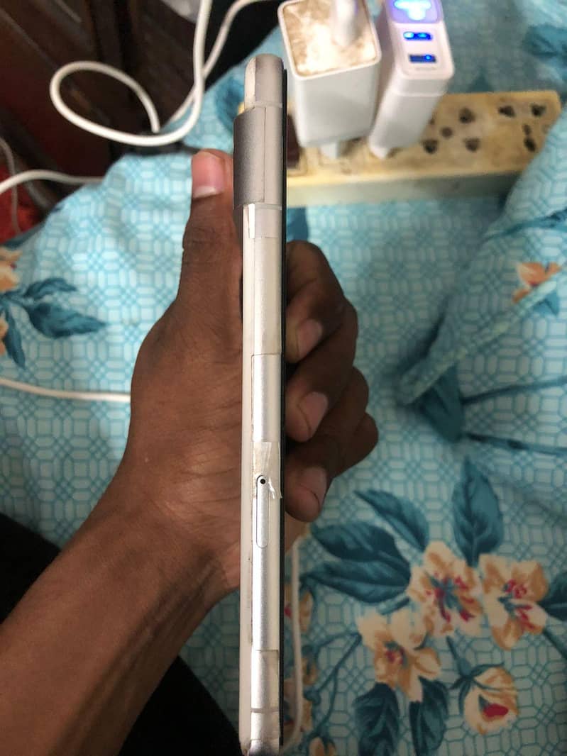 Google pixel 7 4