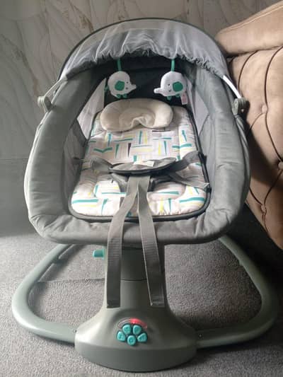 baby cot