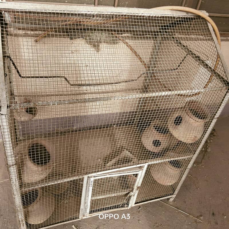2 cages 0