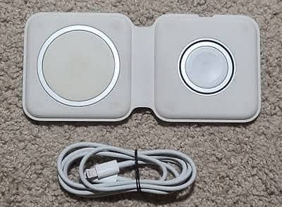 Apple MagSafe wireless protable charger original