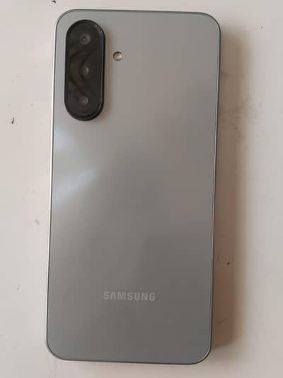 Samsung A17 8-256