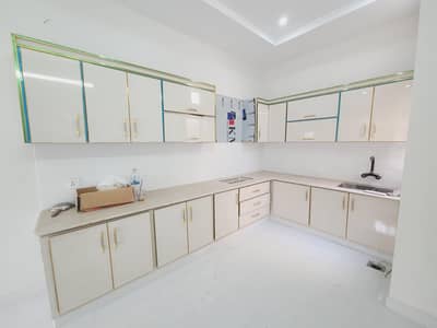 Commercial Plaza For Rent Susan Road Madina Town Chanab Market Faisalabad