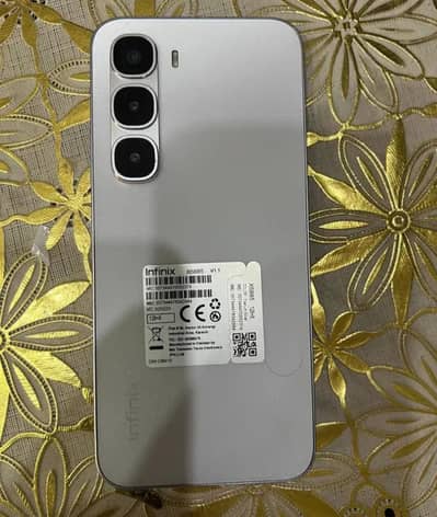 Infinix hot 60 pro pta approved only 10 days use