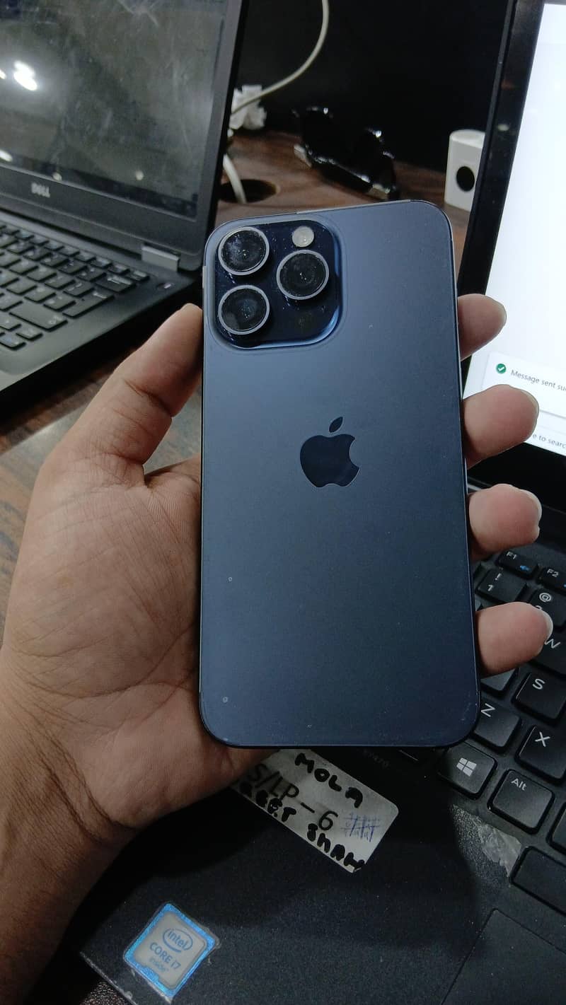 IPhone 15 Pro Max 1