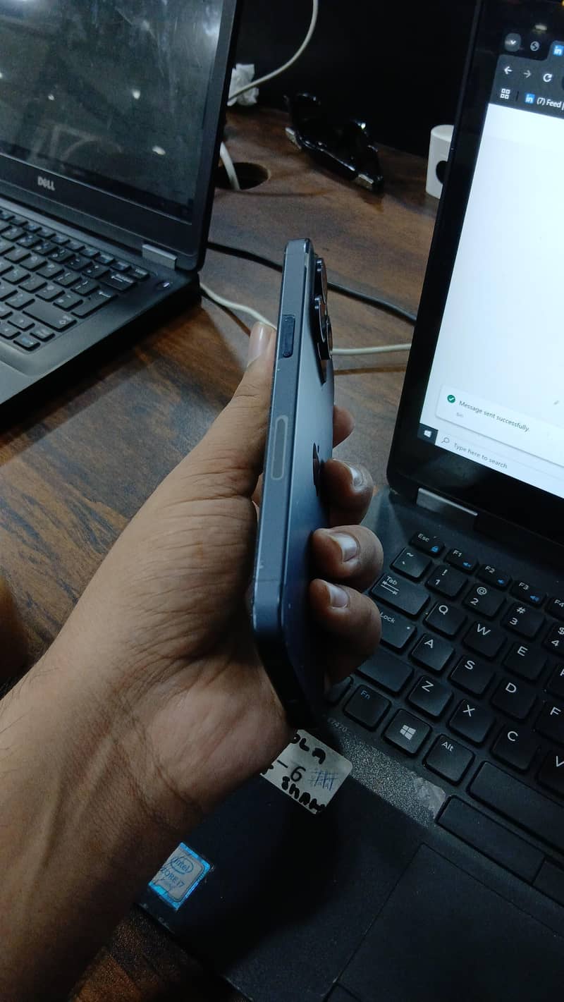 IPhone 15 Pro Max 2