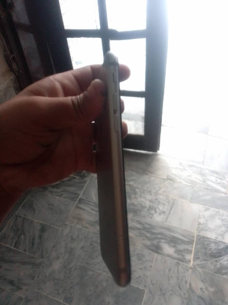 first camera is not working 4