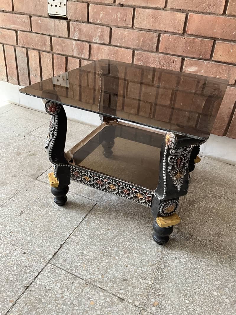 Coffee table 0