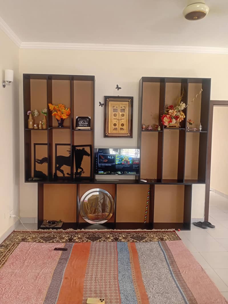 cabinet 0