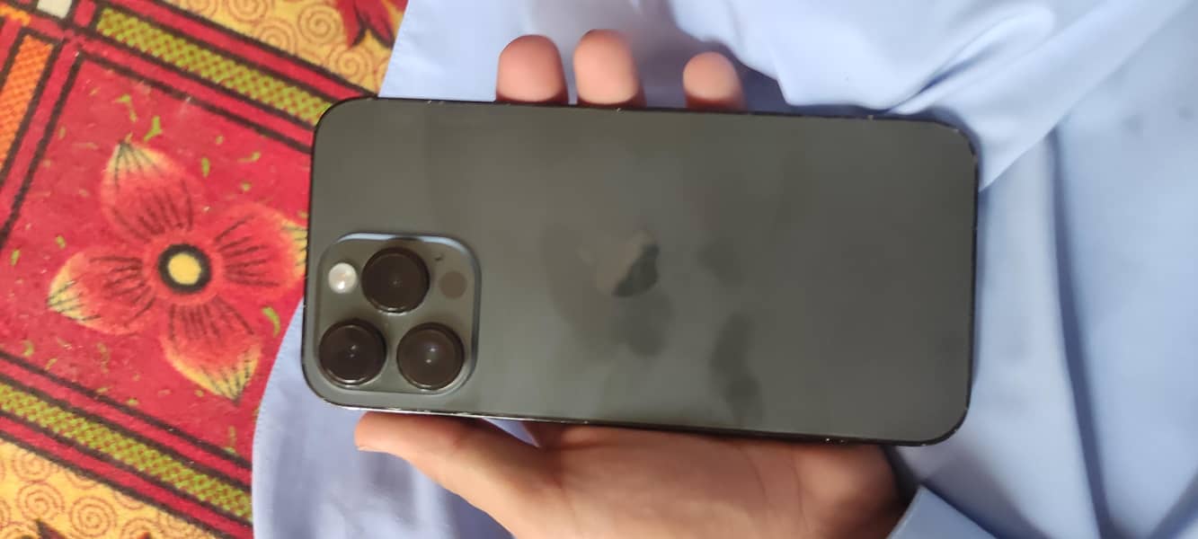 iPhone 14 pro max 8
