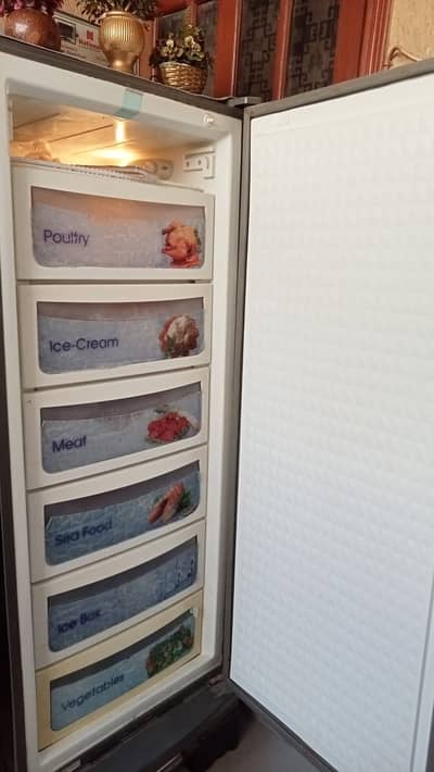 DAWLANCE DEEP FREEZER !!