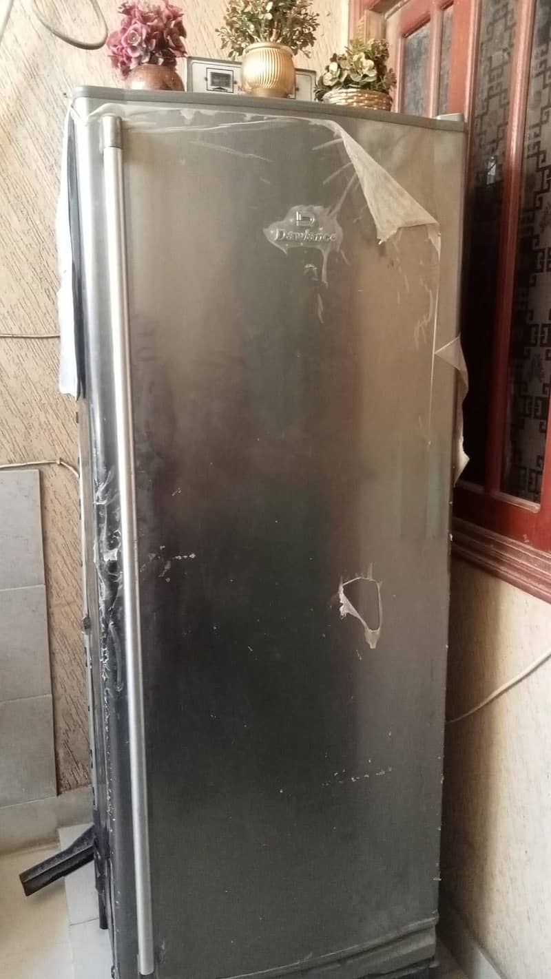 DAWLANCE DEEP FREEZER !! 1