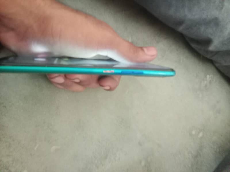 tecno 4