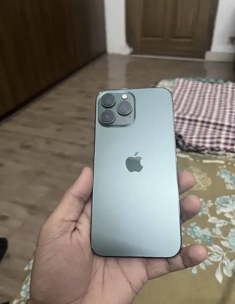 13 Pro mex 2