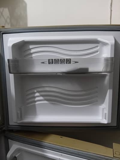 Refrigerator Dawlance Fridge