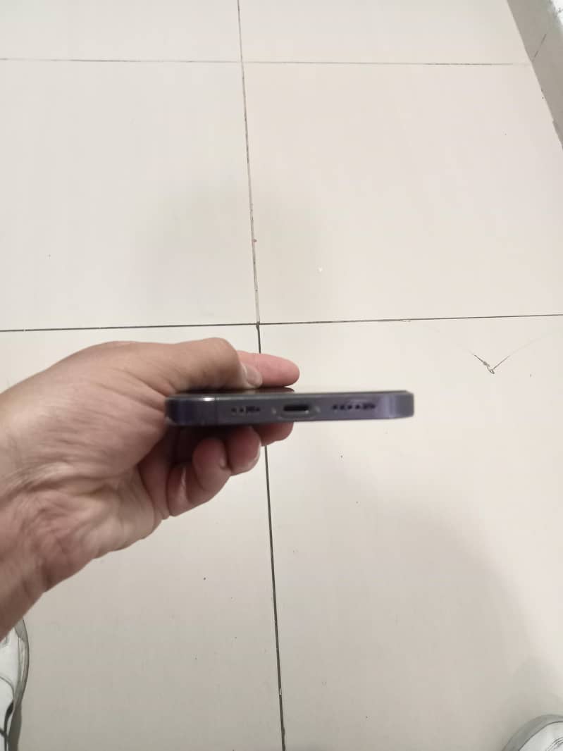 Iphone 14 pro Max 5